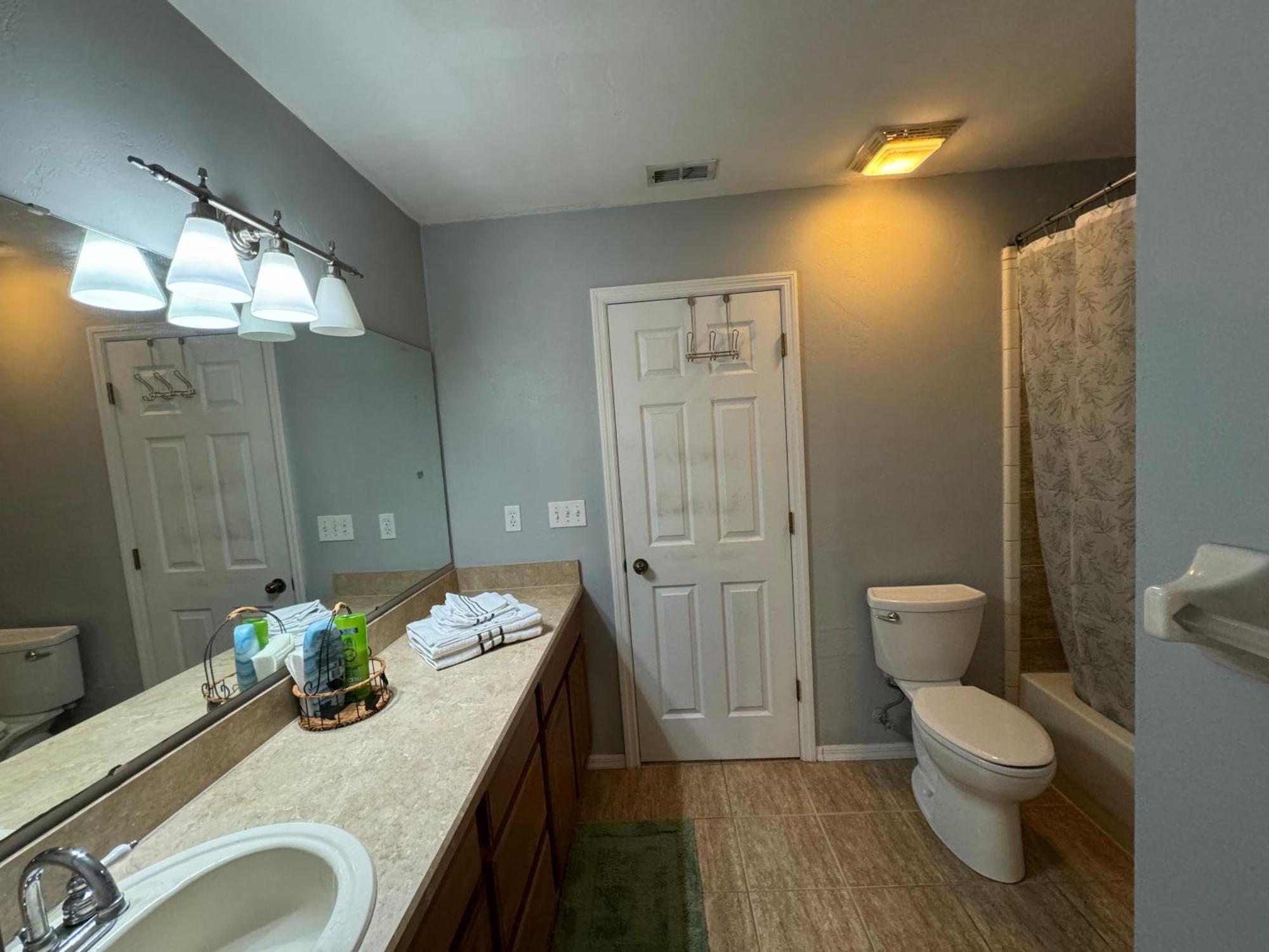 Spacious Room In A Nice House Gainesville Exterior photo