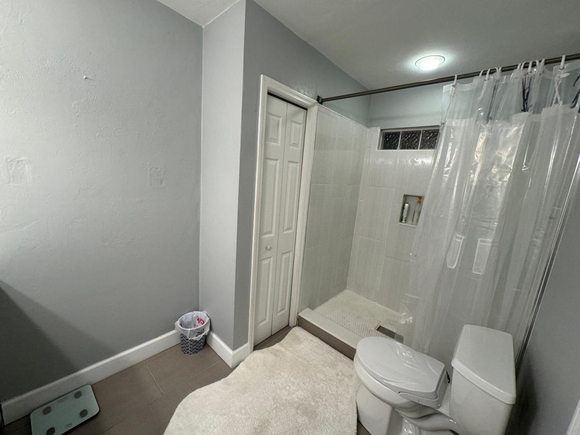 Spacious Room In A Nice House Gainesville Exterior photo